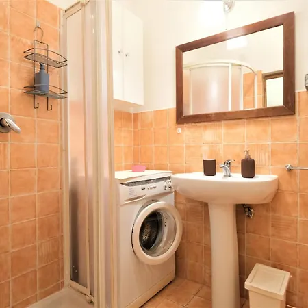 Wine Pomino Apartment Florence